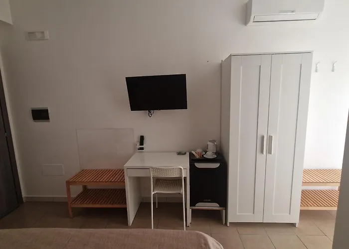 Casale Marcalia - 3* 科里利亚诺·卡拉布罗