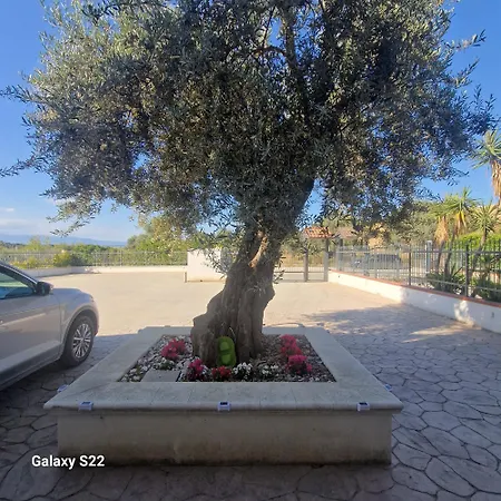 Bed & Breakfast Casale Marcalia - 3*