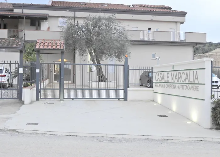 Alojamento de Acomodação e Pequeno-almoço Casale Marcalia - 3*