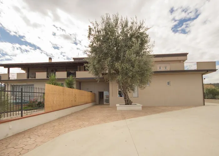 Casale Marcalia - לינה וארוחת בוקר 3*